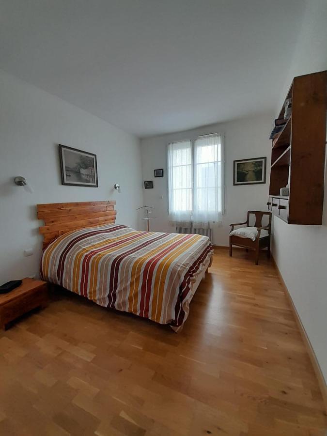 קפסטן La Pause Sous Le Pin B&B Chambres D'Hotes מראה חיצוני תמונה
